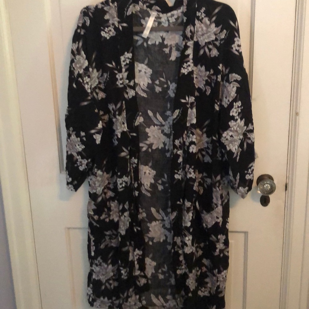 Flower Kimono/Robe